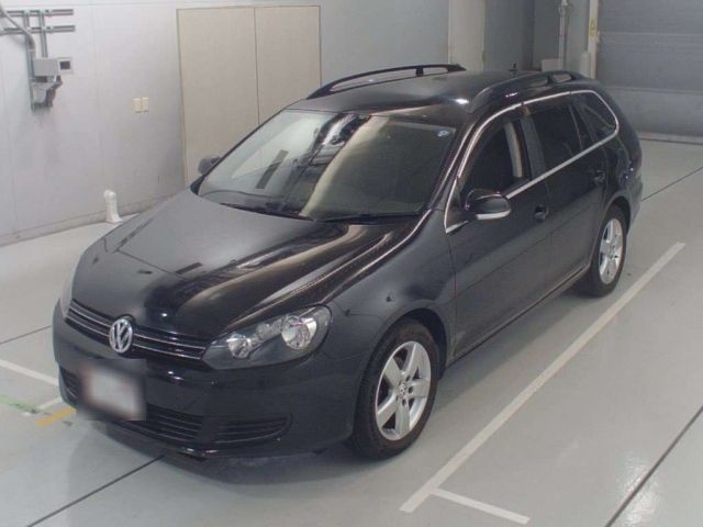 90081 Volkswagen Golf variant 1KCBZ 2012 г. (CAA Chubu)